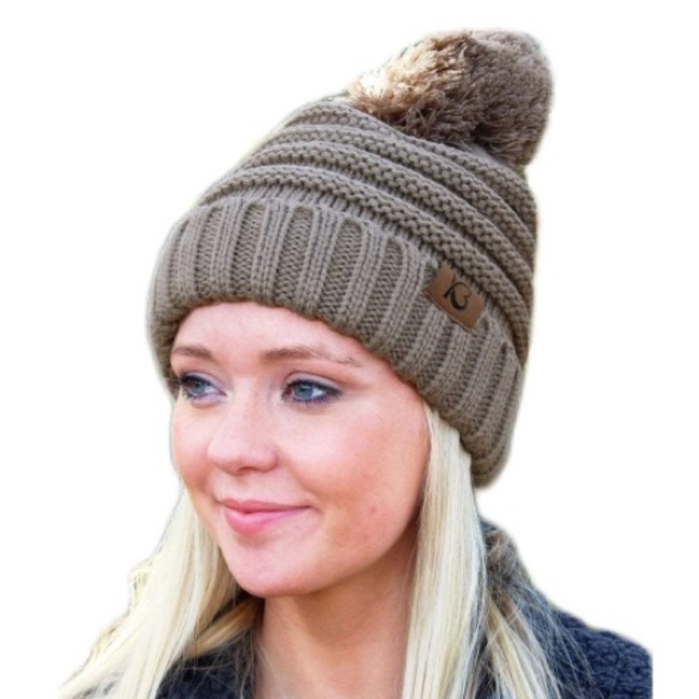 ⛄️SNOWBALL FIGHT POM POM BEANIE, TAUPE